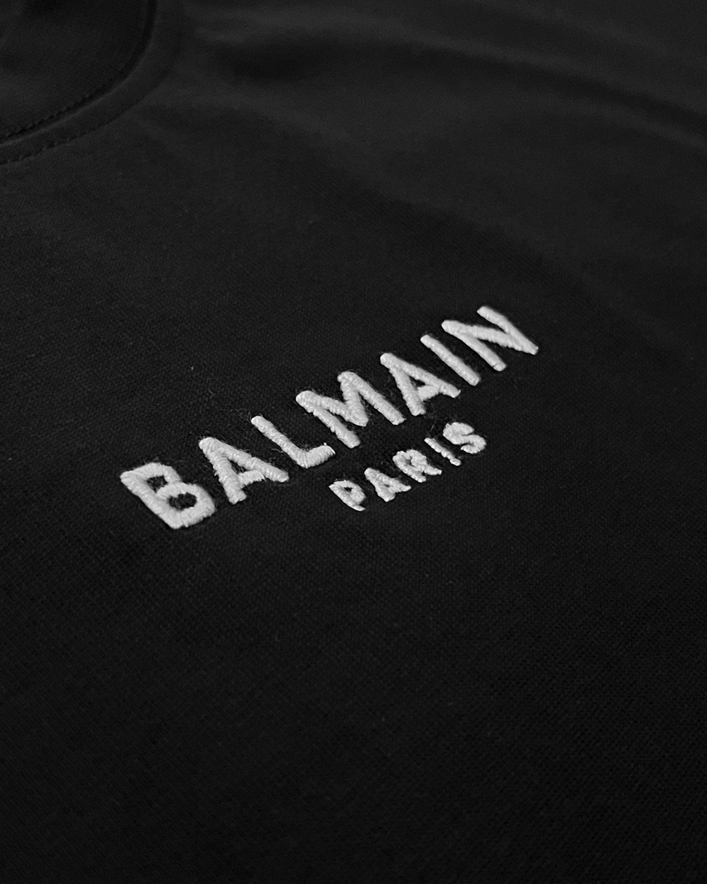 Balmain - Centered Logo Embroidery T-Shirt - Black