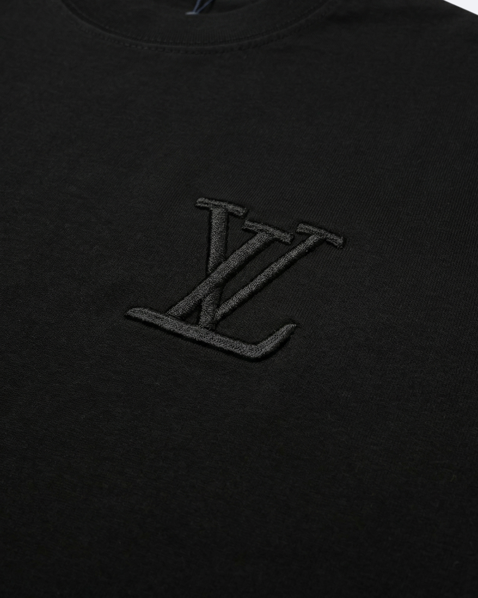 LVTN - Embroidery Pattern T-Shirt - Black
