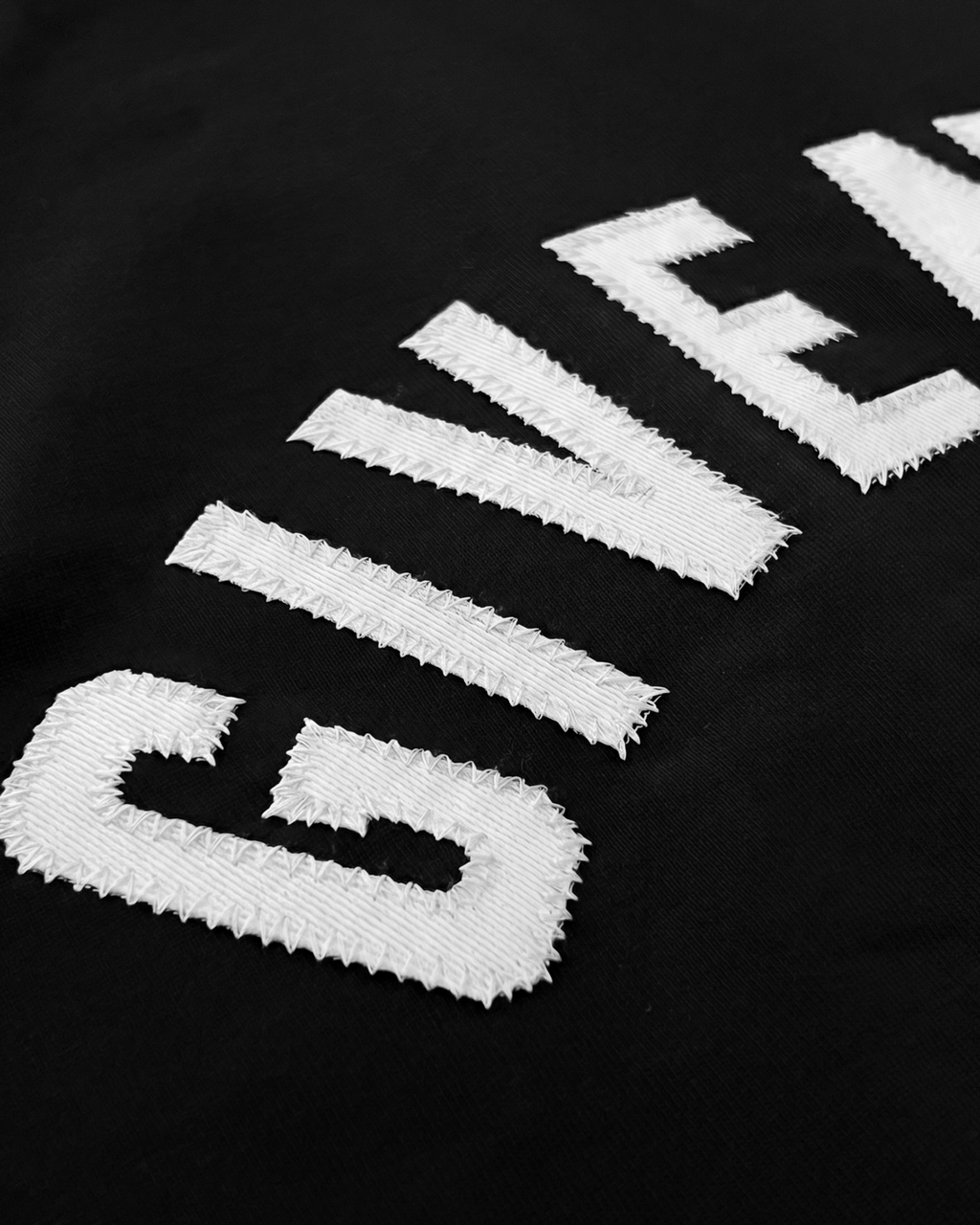 Givenchy - College T-Shirt - Black