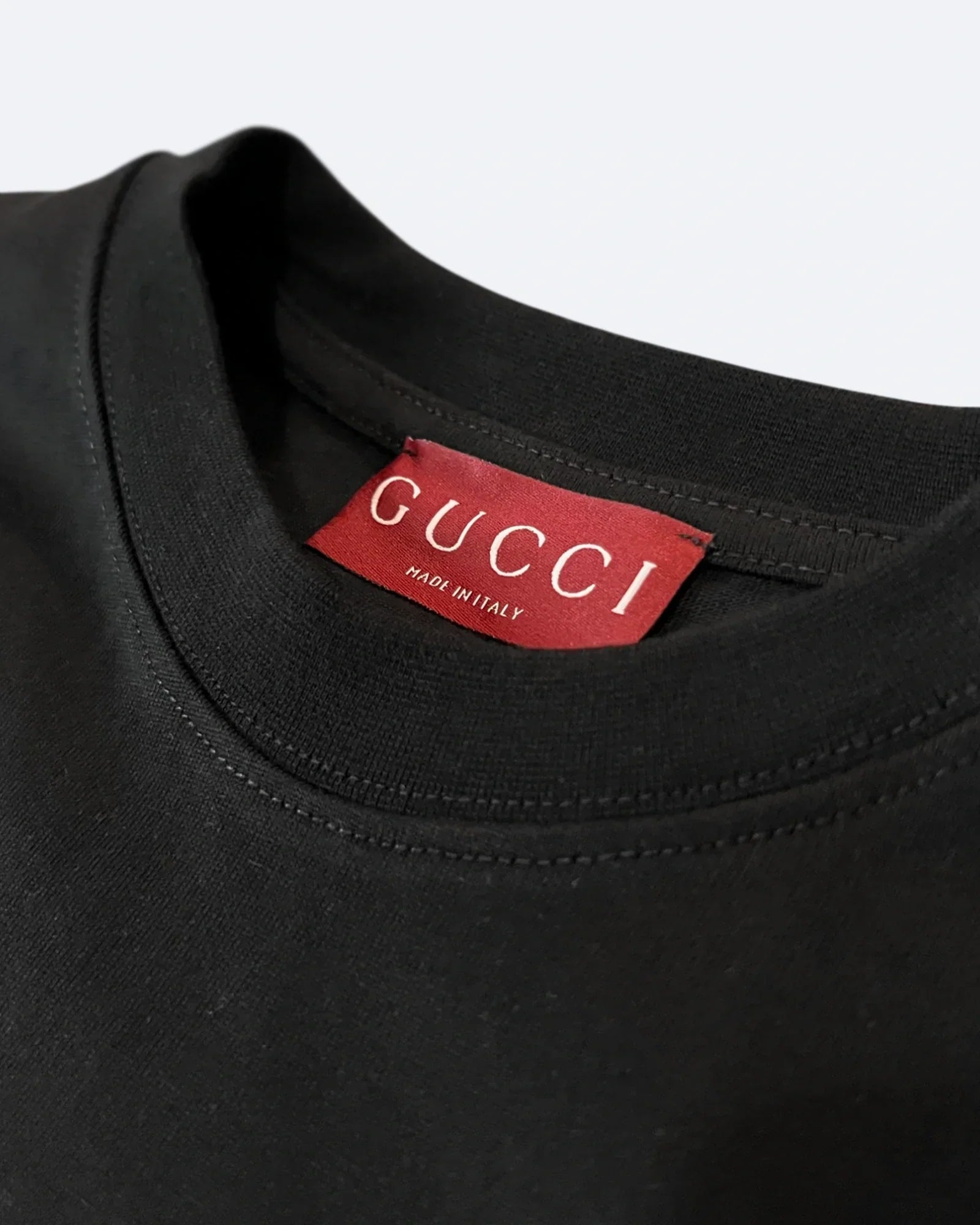 Gucci - Snake Logo T-Shirt - Black