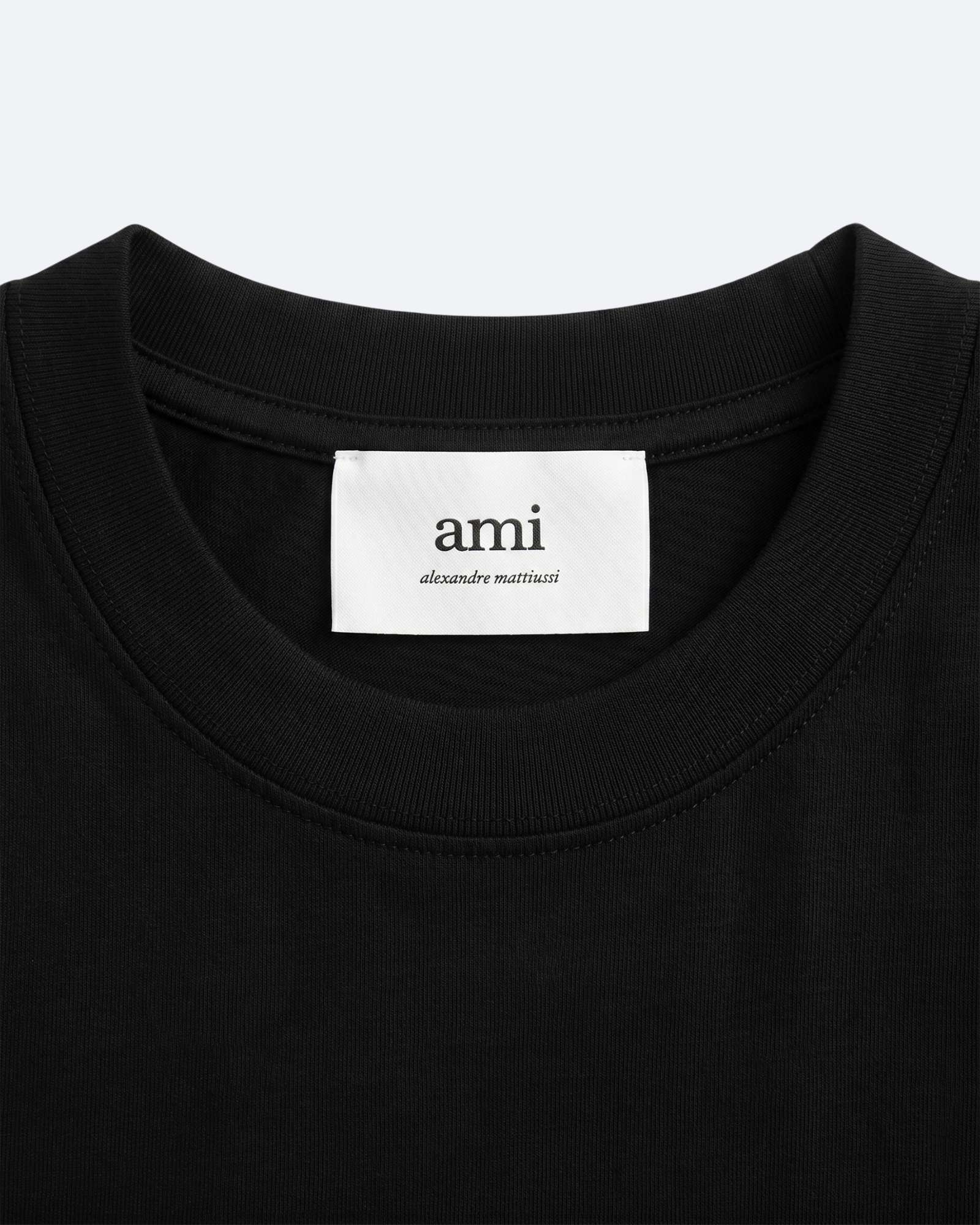 AMI - Small Logo T-Shirt - Black
