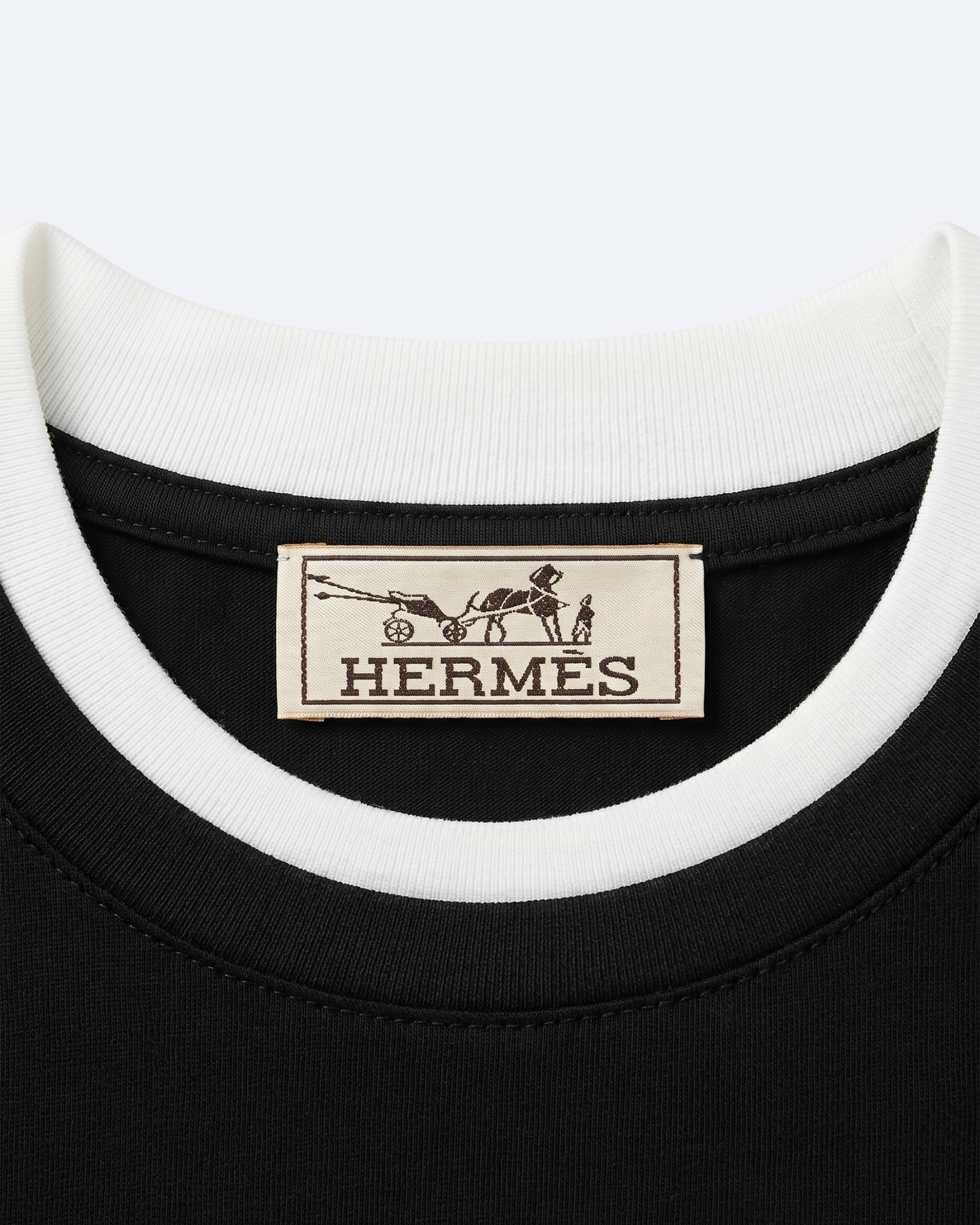 Hermes - Contrast Neckband Pocket T-Shirt - Black